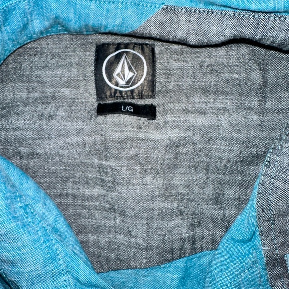 3 button down shirt lot - Picture 3 of 4